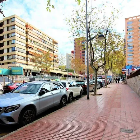 Acuarium 3 - アパート